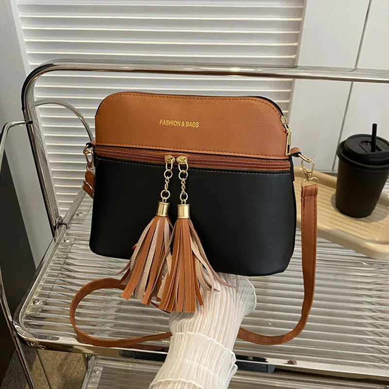 Ladies Crossbody Pouch bag ZTS-CR-041