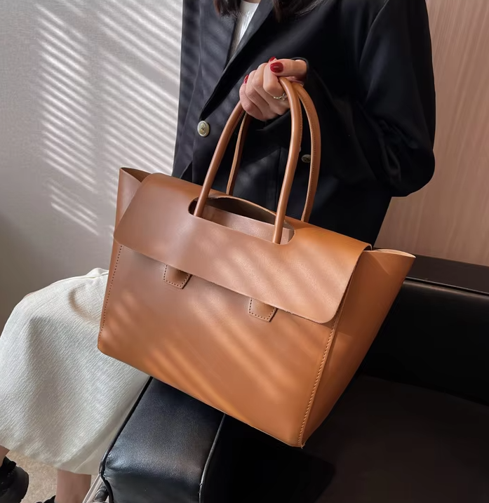 Designer Style Women's Large Capacity Handbag ZTS-CR-066