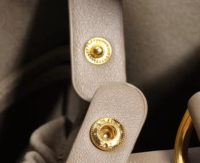 Ladies Casual Bucket Messenger Bag