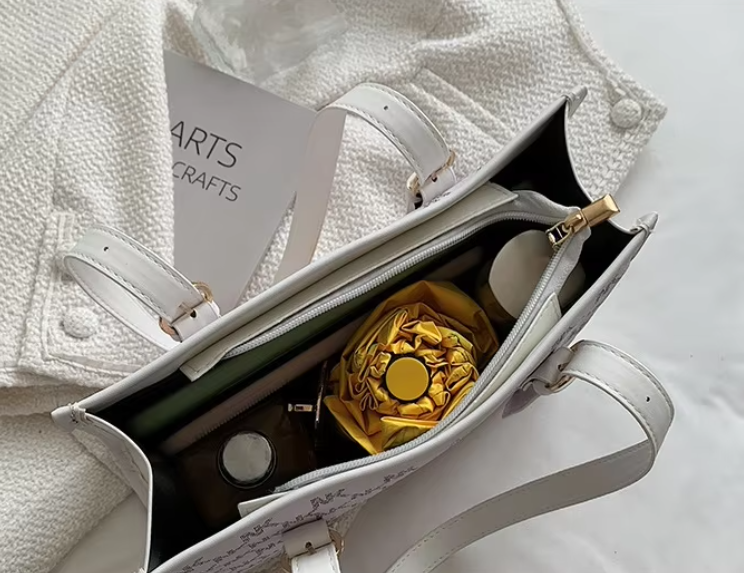 Tote Bag with Zip Closure FashionableZTS-CR056