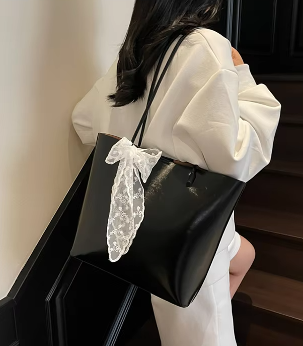 Luxury Tote Bag with Zipper