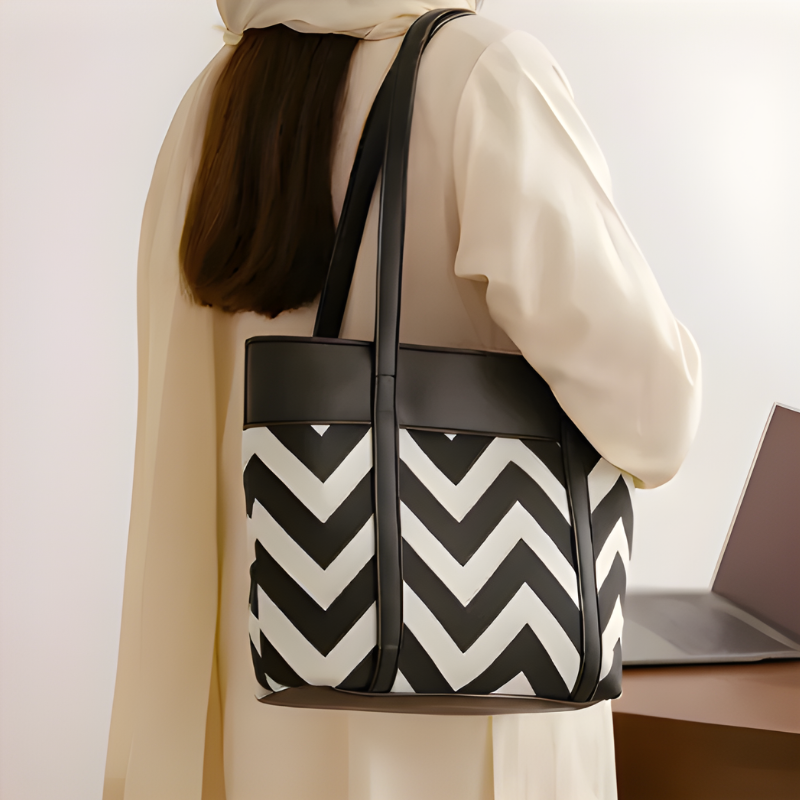 Premium Zig-Zag Pattern Tote Bag | Stylish Women’s Canvas Handbag ZTS-CR-061